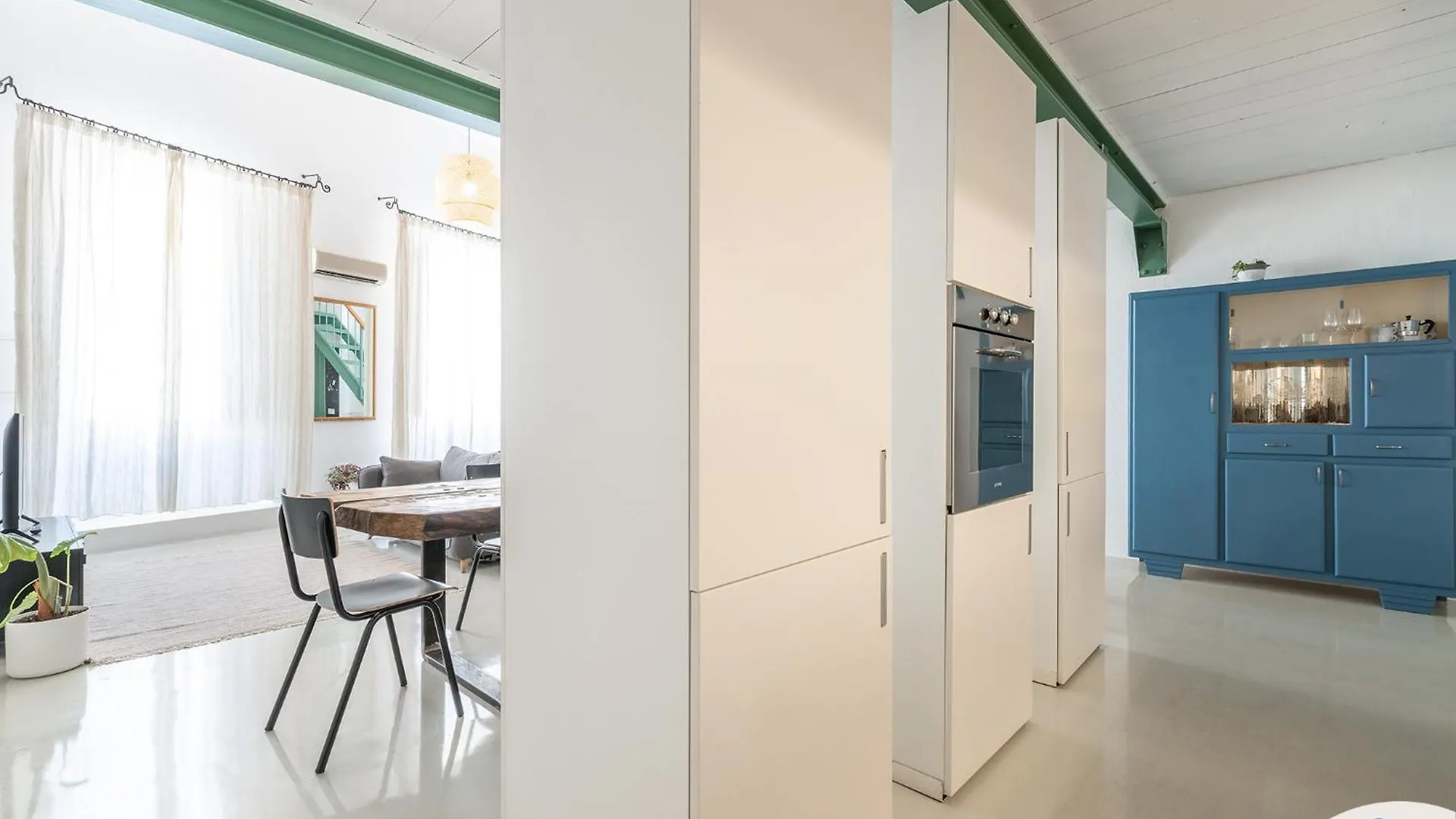 San Diego - Bright And Colourful Loft With Cathedral View Cagliari Apartament