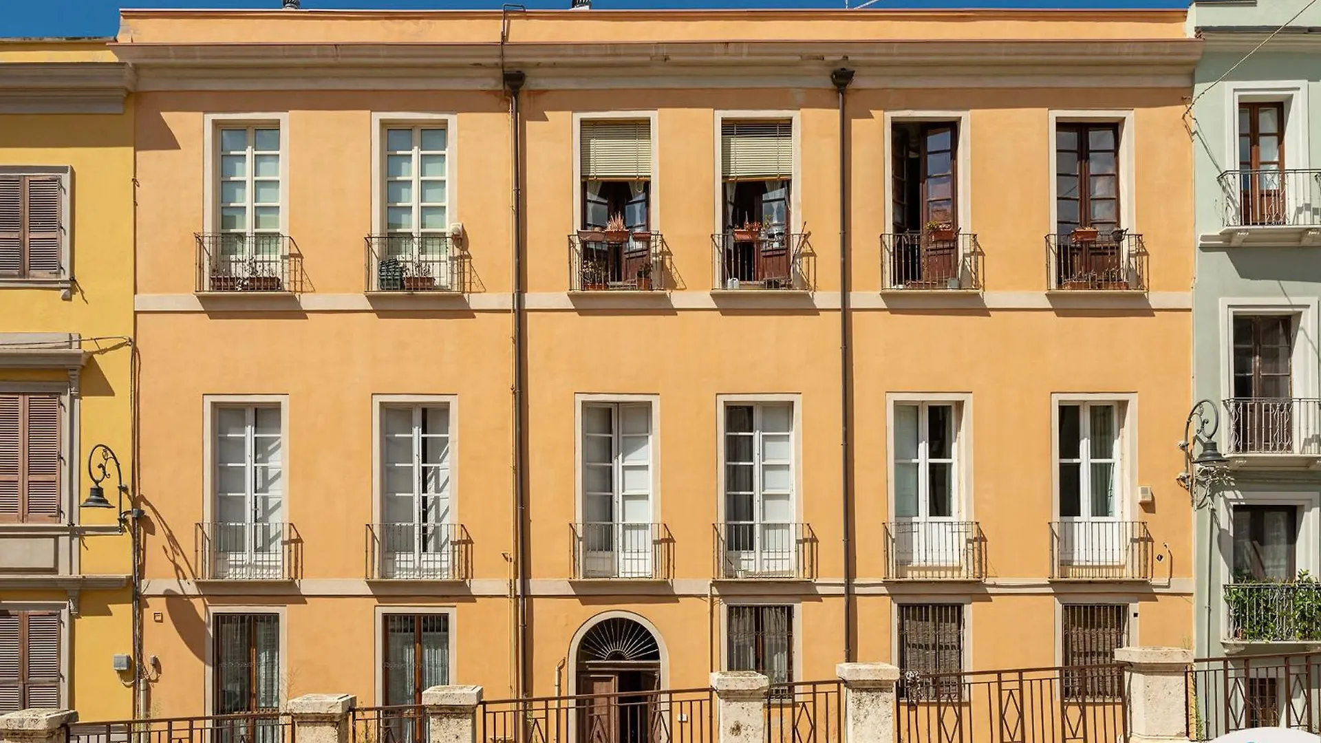San Diego - Bright And Colourful Loft With Cathedral View Cagliari 0*,  Włochy