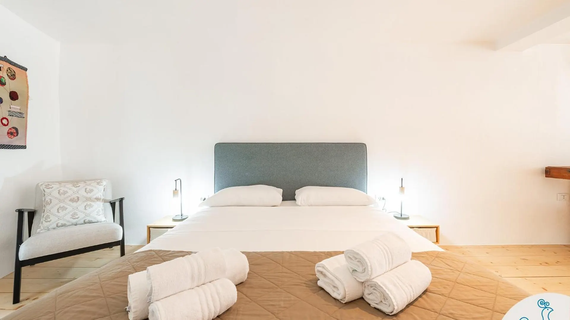 San Diego - Bright And Colourful Loft With Cathedral View Cagliari Apartament